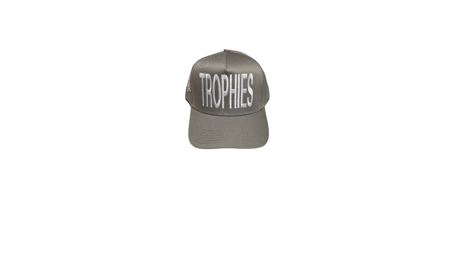 GREY TROPHIES SNAPBACK